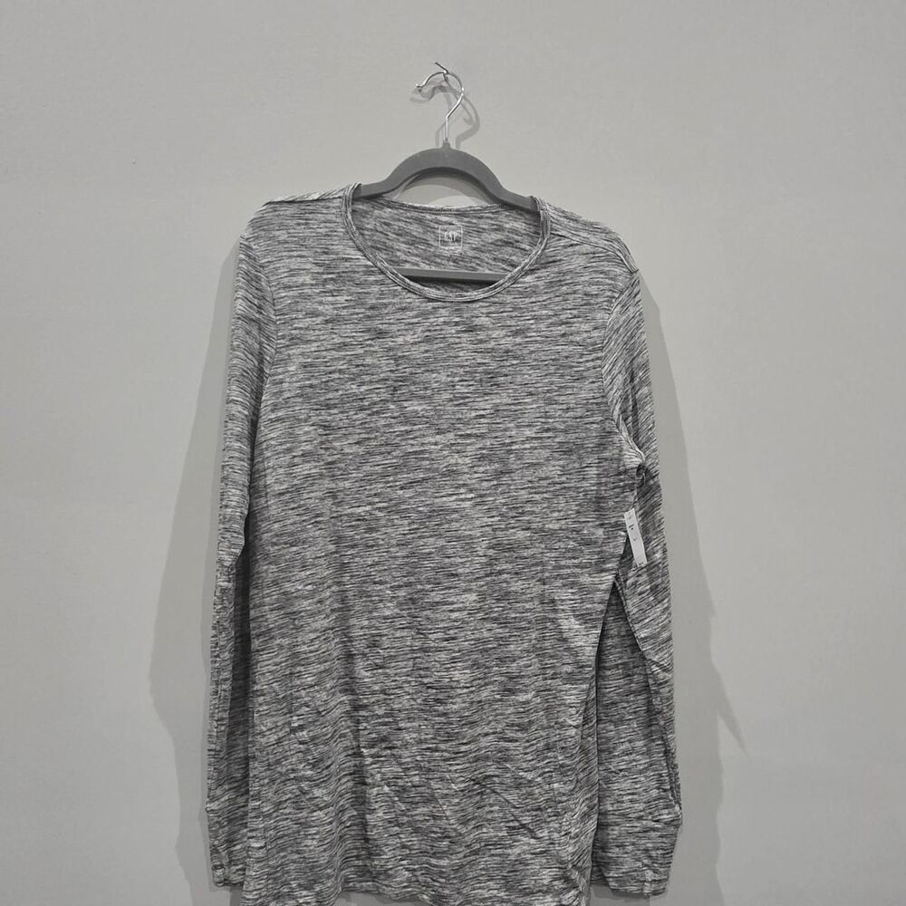 Gap Women's Grey Shirt